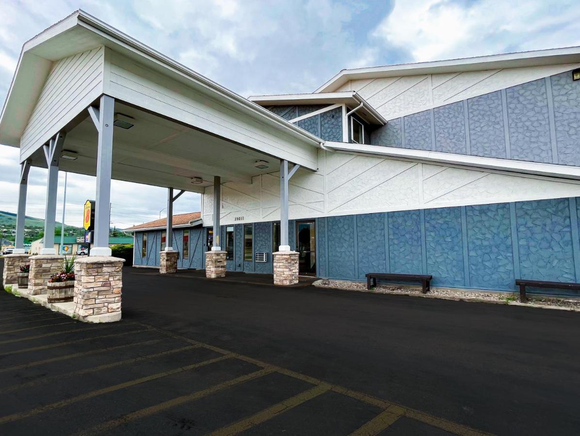 Hotel Super 8 By Wyndham Missoula/Brooks Street Zewnętrze zdjęcie
