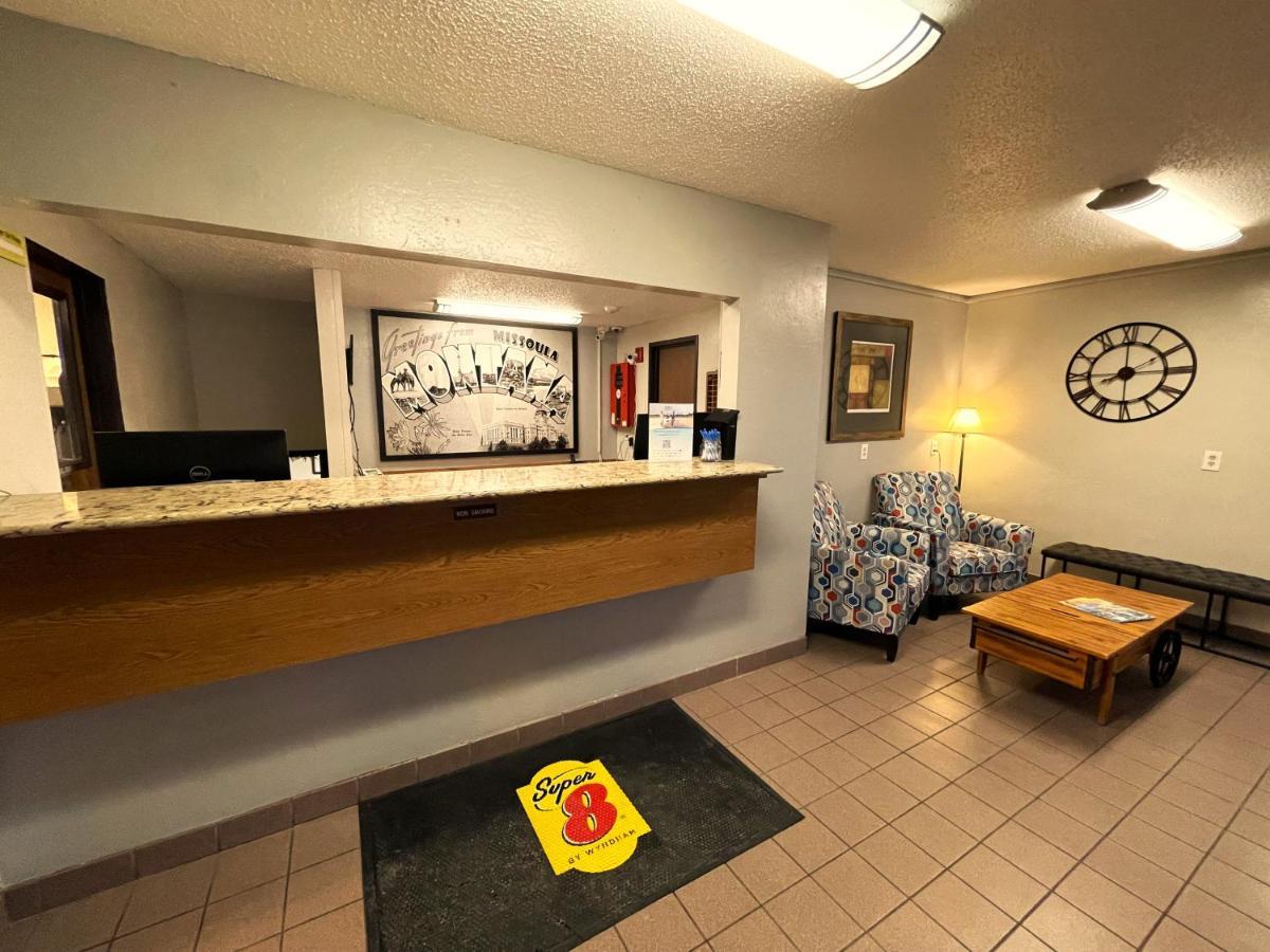 Hotel Super 8 By Wyndham Missoula/Brooks Street Zewnętrze zdjęcie
