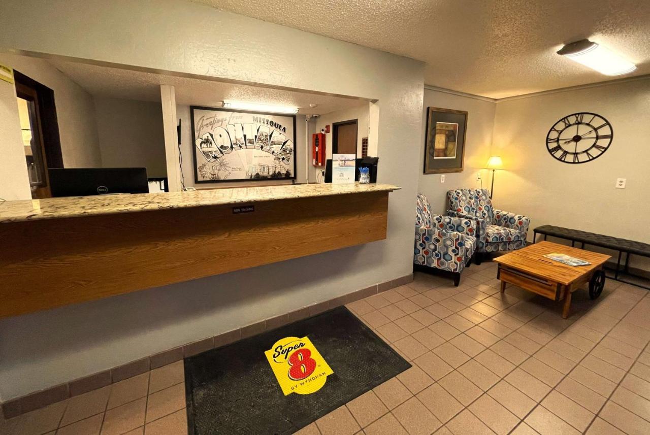 Hotel Super 8 By Wyndham Missoula/Brooks Street Zewnętrze zdjęcie